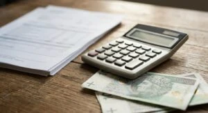 Průměrná mzda polsкo: Co ovlivňuje výdělky zaměstnanců